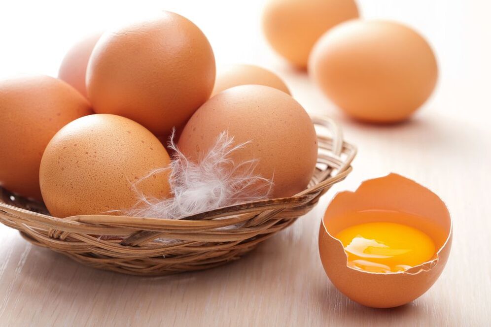 ovos de galinha em uma dieta