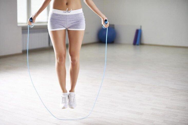 exercícios de corda para emagrecer os lados e o abdômen